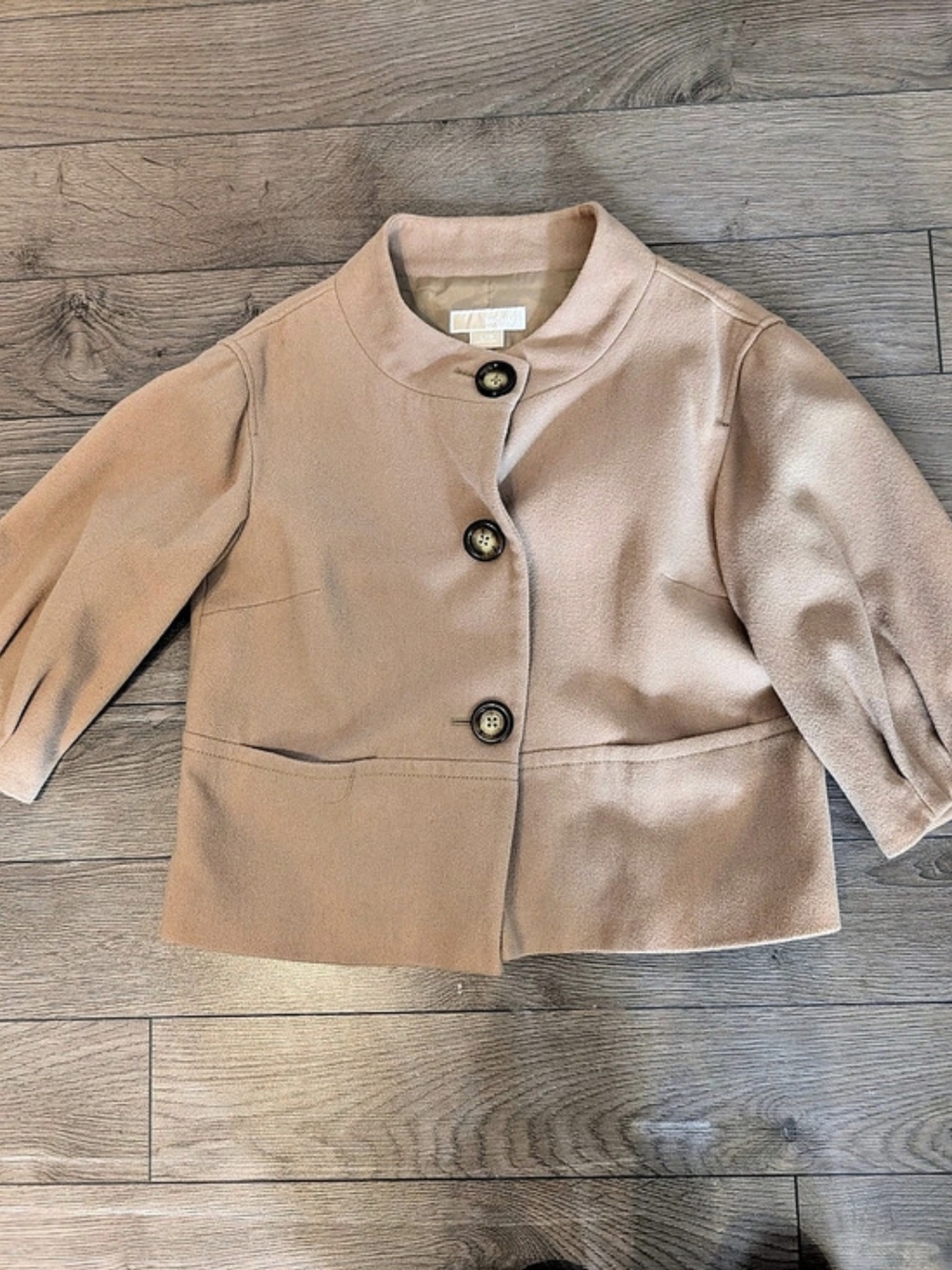 Michael Kors Women's Jacket in Tan, Size Large Like New, 3 Quarter Length Sleev